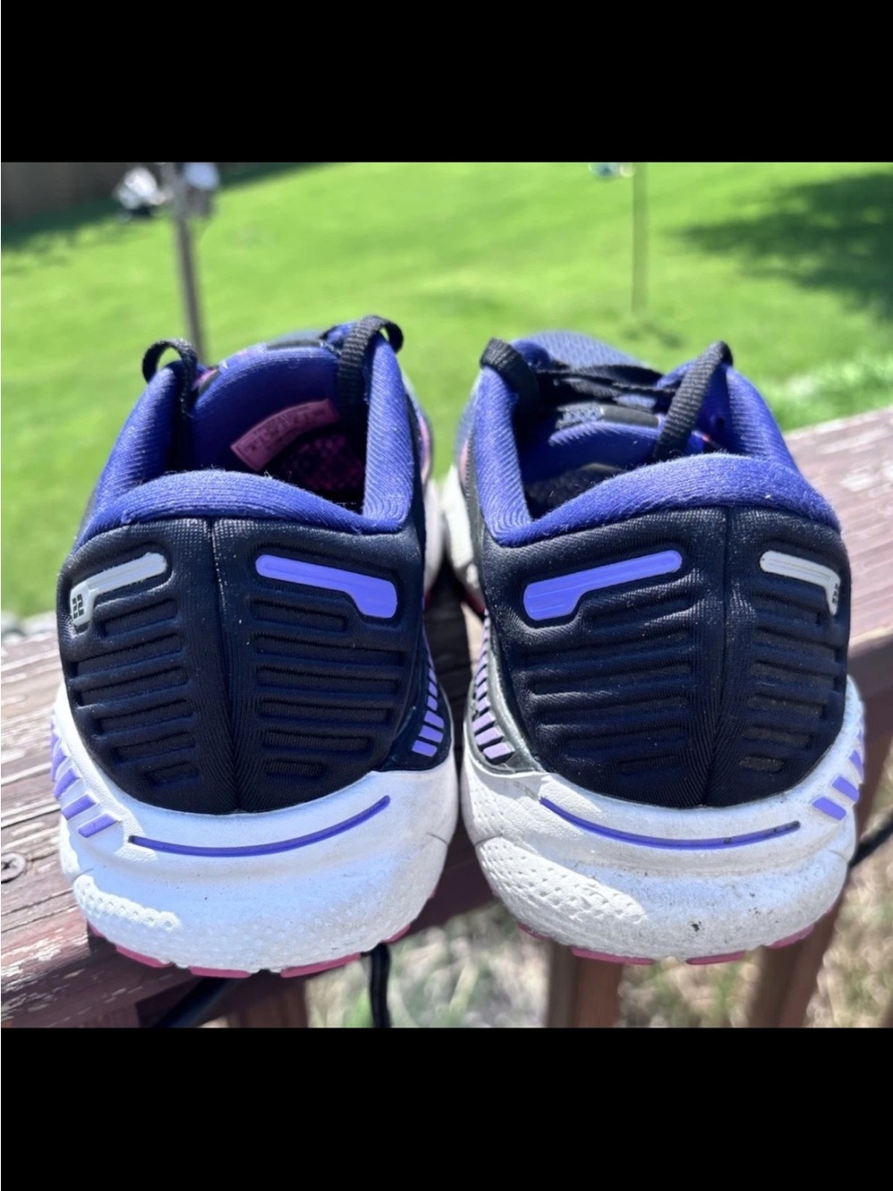 Size 8 Brooks Adrenaline GTS 22 Navy Blue Purple Coral Size 8 Worn Once - Picture 3 of 7